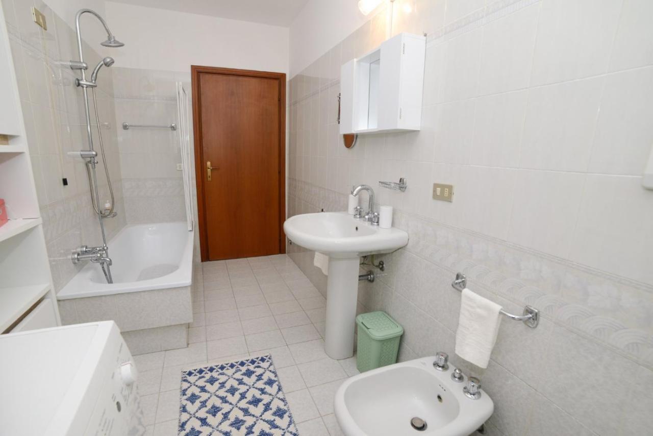 Loft Free Parking Agli Ulivi Moderno E Spazioso Peschiera del Garda Exterior foto